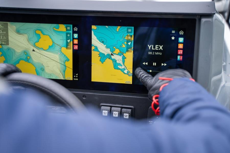 Exploring the Versatility of the G070VTN01.0 LCD Display in Industrial and Medical Applications